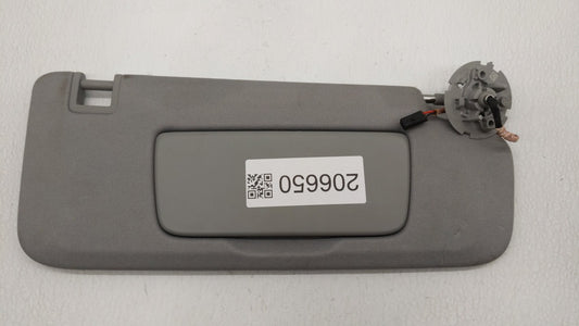 2018-2019 Chevrolet Equinox Sun Visor Shade Replacement Passenger Right Mirror Fits Fits 2018 2019 OEM Used Auto Parts