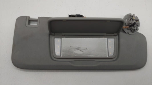 2018-2019 Chevrolet Equinox Sun Visor Shade Replacement Passenger Right Mirror Fits Fits 2018 2019 OEM Used Auto Parts - Oem
