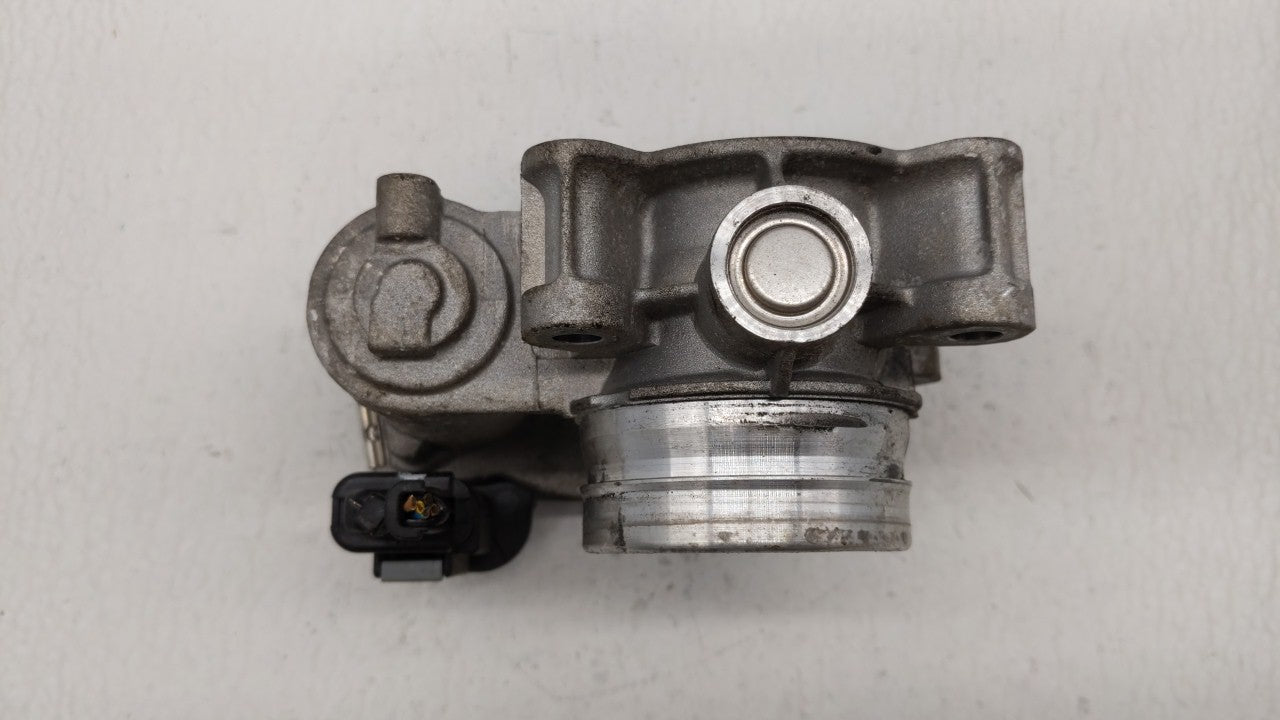 2018-2019 Chevrolet Equinox Throttle Body P/N:12659491BA 12671379AA Fits Fits 2016 2017 2018 2019 OEM Used Auto Parts - Oemu