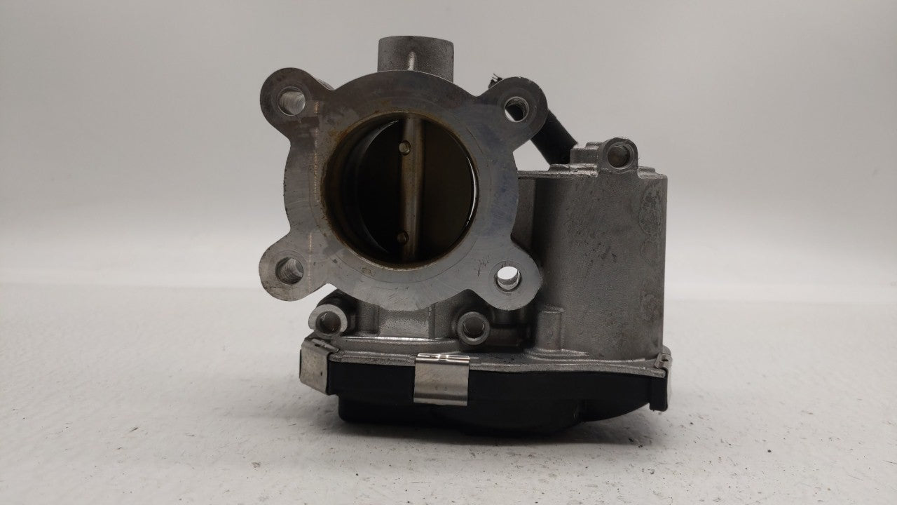 2018-2019 Chevrolet Equinox Throttle Body P/N:12659491BA 12671379AA Fits Fits 2016 2017 2018 2019 OEM Used Auto Parts - Oemu