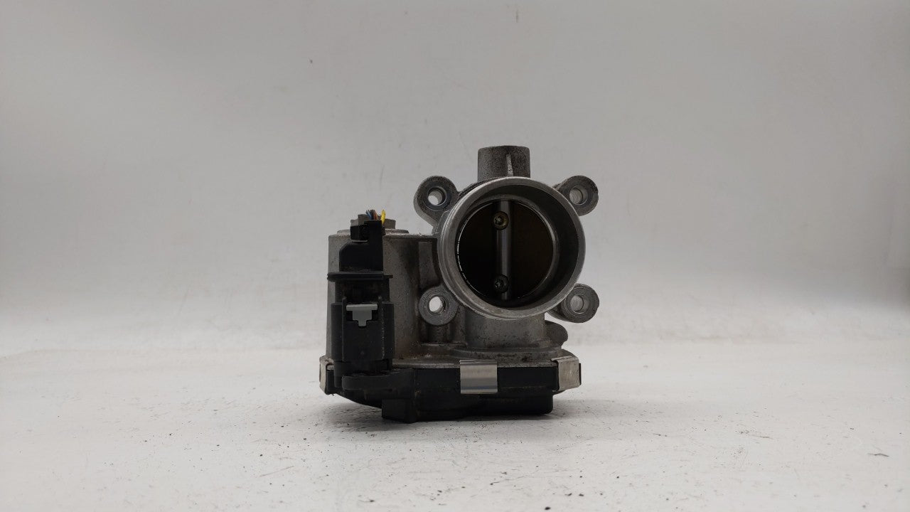 2018-2019 Chevrolet Equinox Throttle Body P/N:12659491BA 12671379AA Fits Fits 2016 2017 2018 2019 OEM Used Auto Parts - Oemu