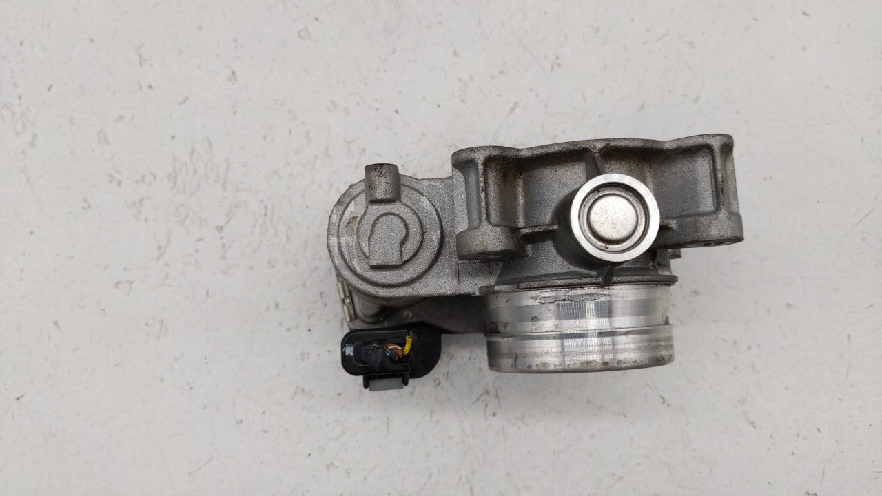 2018-2019 Chevrolet Equinox Throttle Body P/N:12659491BA 12671379AA Fits Fits 2016 2017 2018 2019 OEM Used Auto Parts - Oemu
