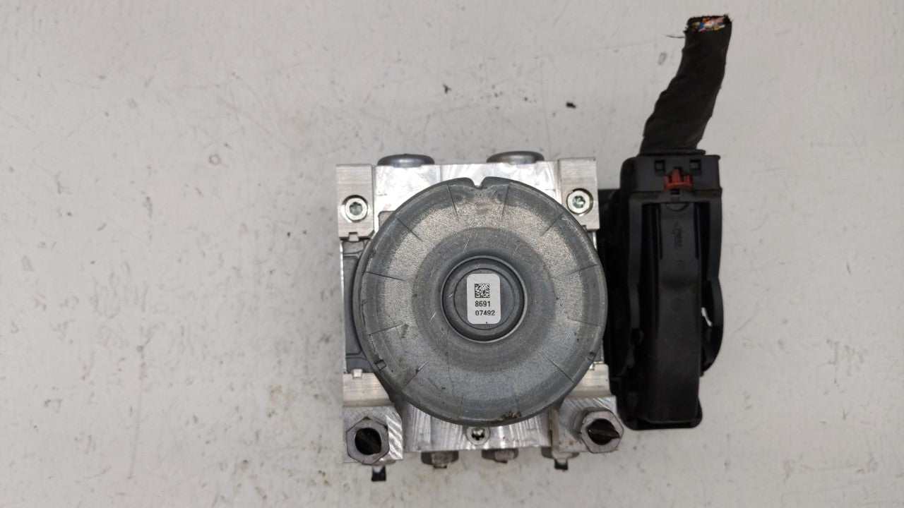2018-2019 Chevrolet Equinox ABS Pump Control Module Replacement P/N:84342052 84342055, 84718763, 84414759 Fits Fits 2018 201