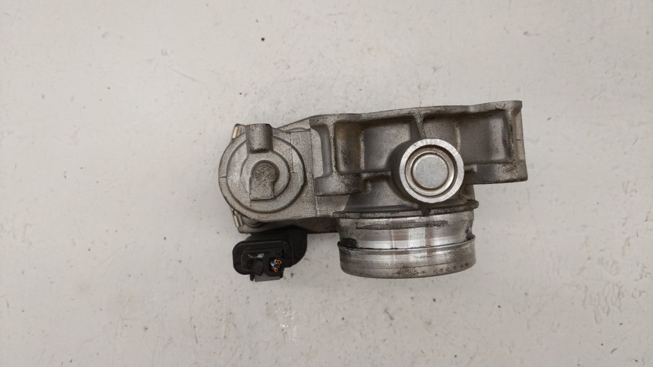 2018-2019 Chevrolet Equinox Throttle Body P/N:12659491BA 12671379AA Fits Fits 2016 2017 2018 2019 OEM Used Auto Parts - Oemu