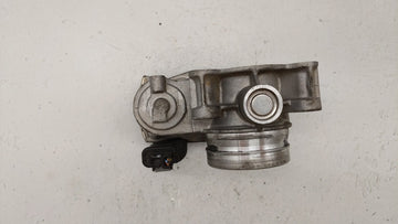 2018-2019 Chevrolet Equinox Throttle Body P/N:12659491BA 12671379AA Fits Fits 2016 2017 2018 2019 OEM Used Auto Parts