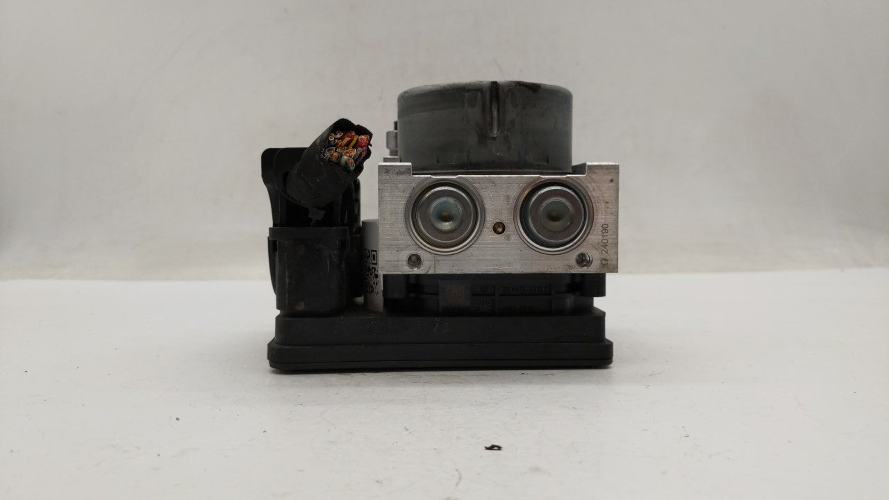2018-2019 Chevrolet Equinox ABS Pump Control Module Replacement P/N:84646849 84560131, 84715330, 84342052 Fits Fits 2018 201