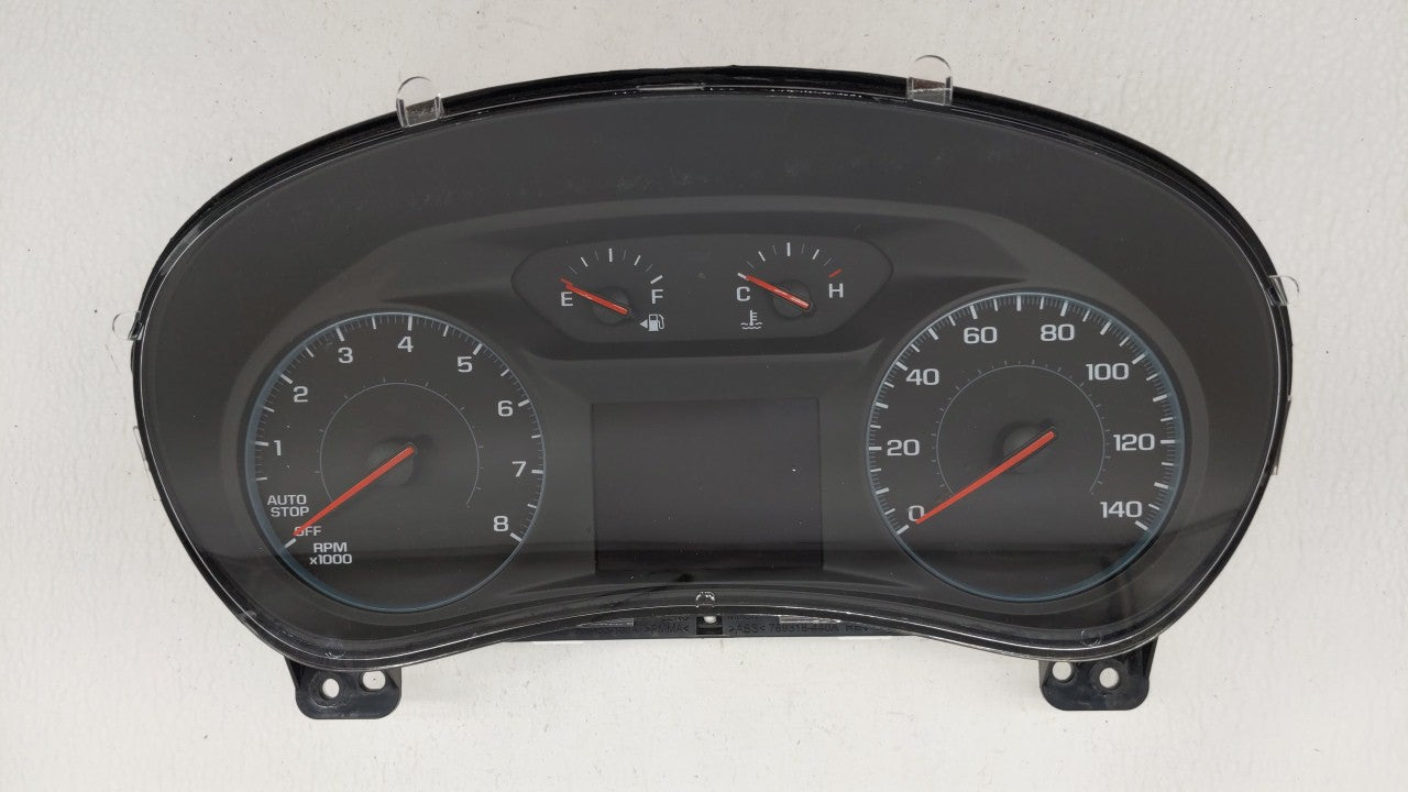 2018 Chevrolet Equinox Instrument Cluster Speedometer Gauges P/N:812372274 84240633, 84424074 Fits OEM Used Auto Parts - Oem