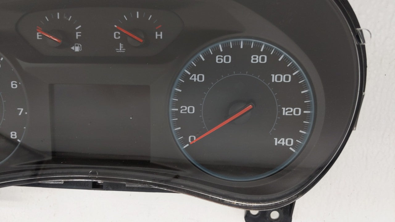 2018 Chevrolet Equinox Instrument Cluster Speedometer Gauges P/N:812372274 84240633, 84424074 Fits OEM Used Auto Parts - Oem