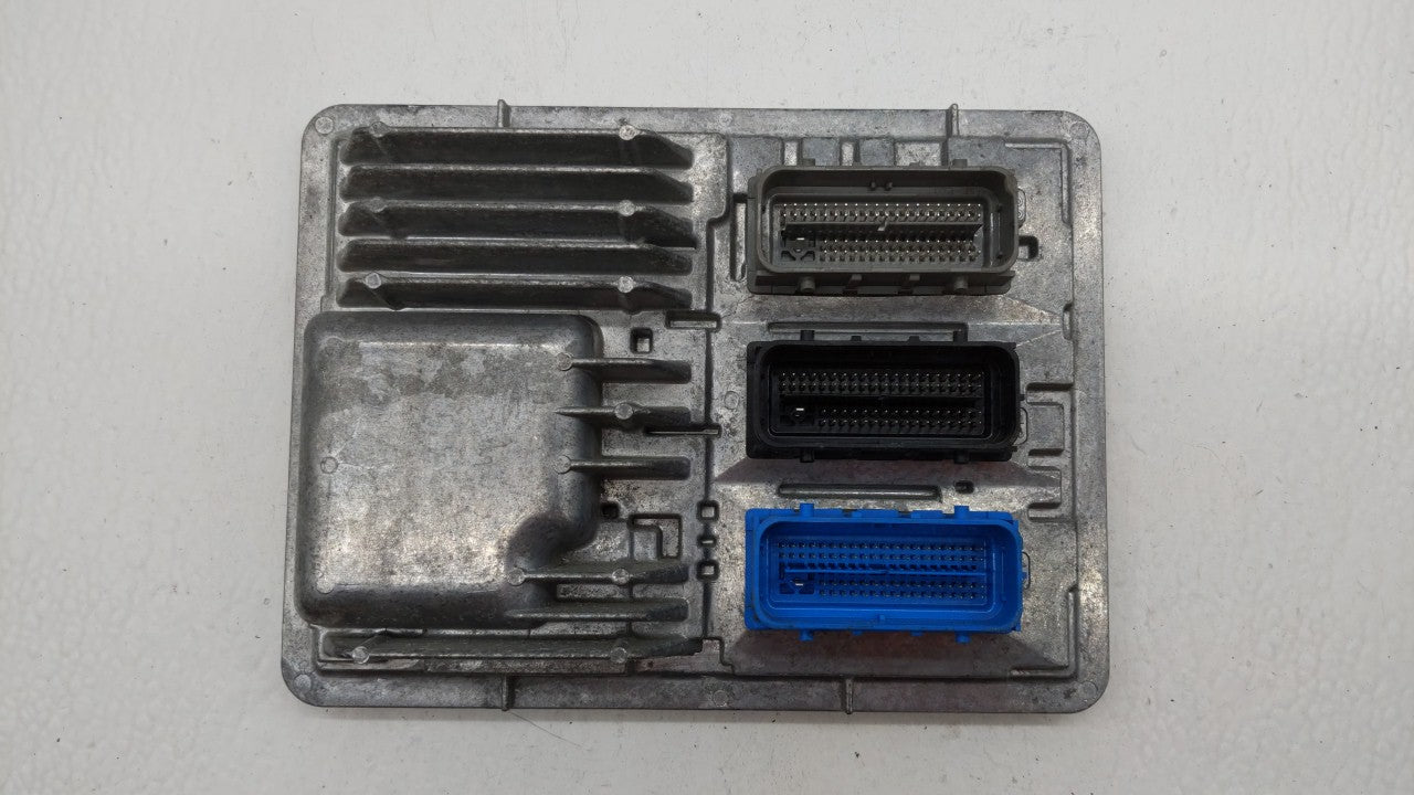 2018-2019 Chevrolet Equinox PCM Engine Control Computer ECU ECM PCU OEM P/N:12676683 12697837, 12700116 Fits Fits 2017 2018 