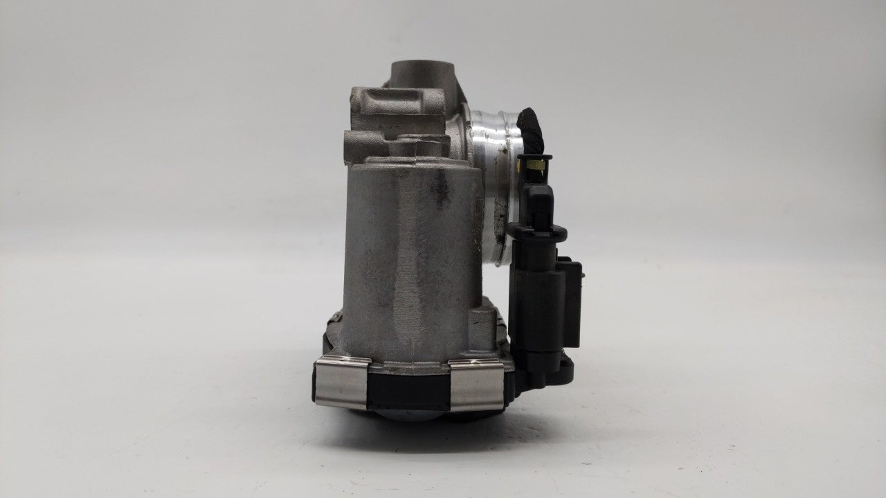 2018-2022 Chevrolet Equinox Throttle Body P/N:12659491BA 12671379AA Fits Fits 2016 2017 2018 2019 2020 2021 2022 OEM Used Au