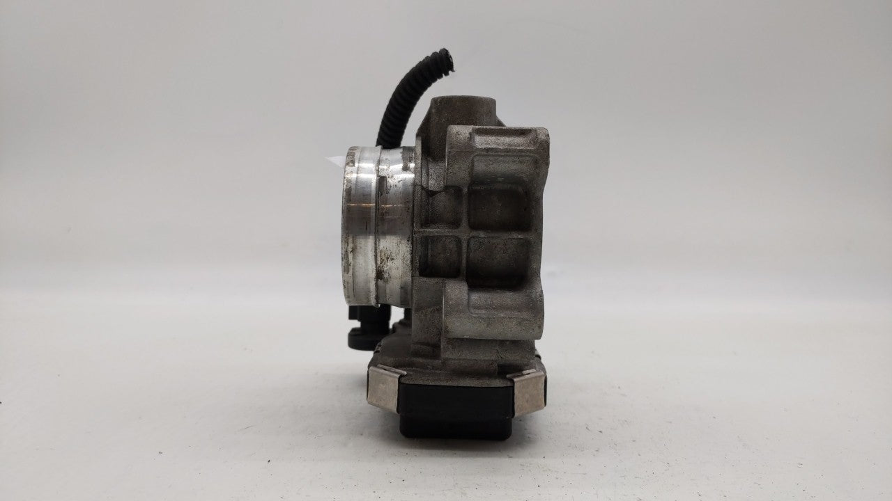 2018-2019 Chevrolet Equinox Throttle Body P/N:12659491BA 12671379AA Fits Fits 2016 2017 2018 2019 OEM Used Auto Parts - Oemu