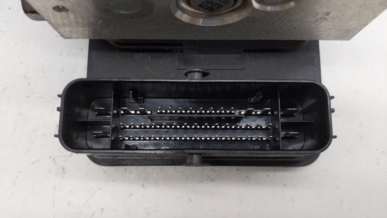 2018-2019 Chevrolet Equinox ABS Pump Control Module Replacement P/N:84646849 84560131, 84715330, 84342052 Fits Fits 2018 201