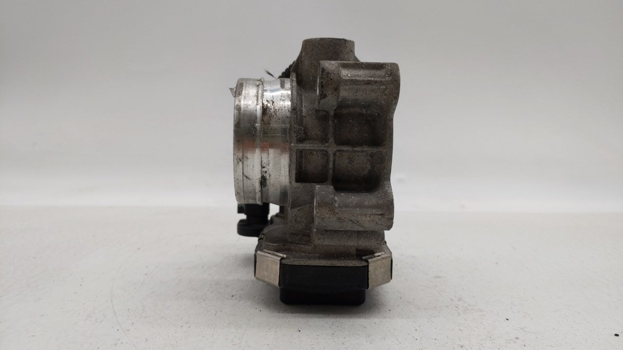 2018-2019 Chevrolet Equinox Throttle Body P/N:12659491BA 12671379AA Fits Fits 2016 2017 2018 2019 OEM Used Auto Parts - Oemu
