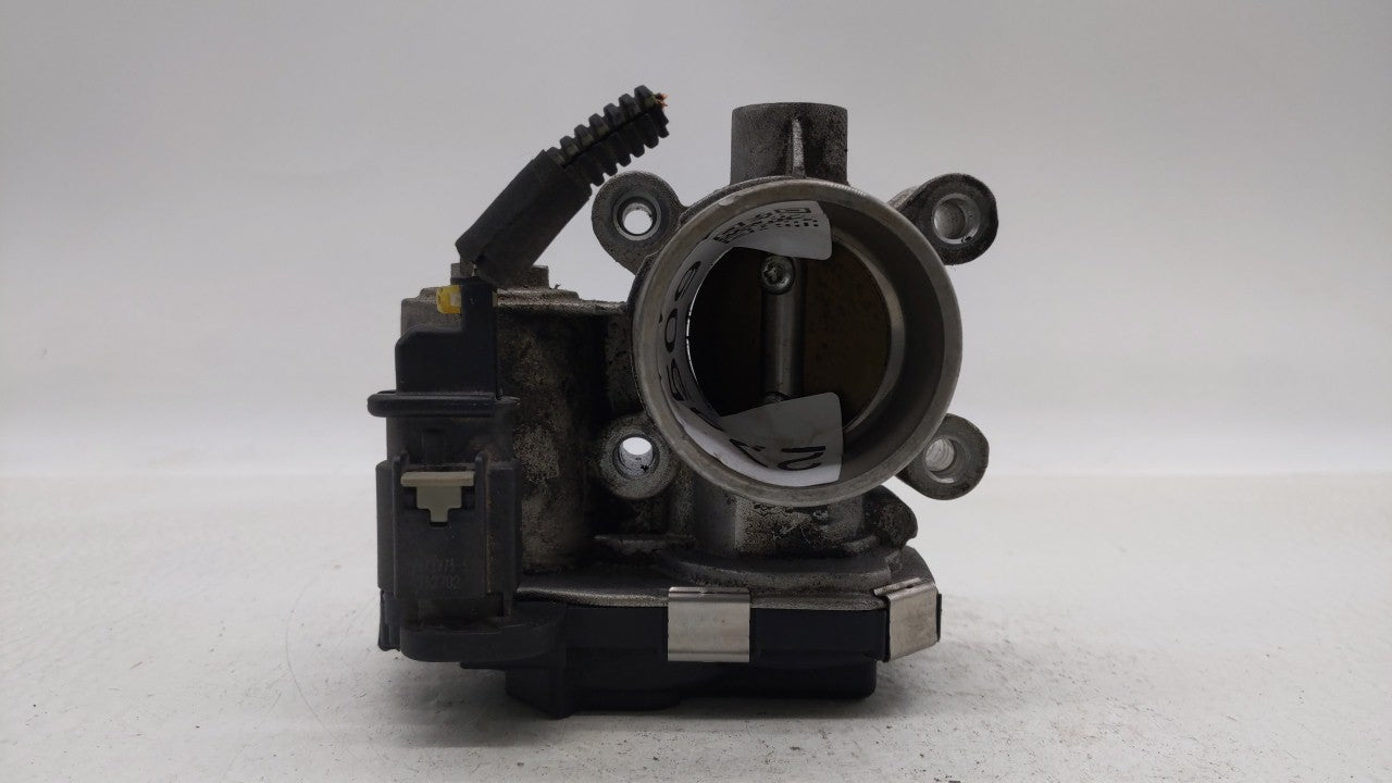 2018-2019 Chevrolet Equinox Throttle Body P/N:12659491BA 12671379AA Fits Fits 2016 2017 2018 2019 OEM Used Auto Parts - Oemu