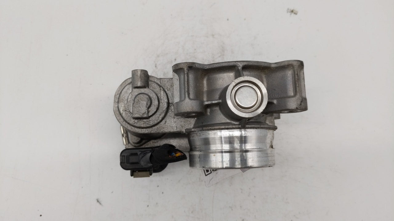 2018-2019 Chevrolet Equinox Throttle Body P/N:12659491BA 12671379AA Fits Fits 2016 2017 2018 2019 OEM Used Auto Parts - Oemu