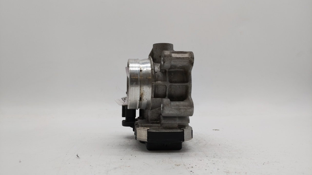 2018-2019 Chevrolet Equinox Throttle Body P/N:12659491BA 12671379AA Fits Fits 2016 2017 2018 2019 OEM Used Auto Parts - Oemu