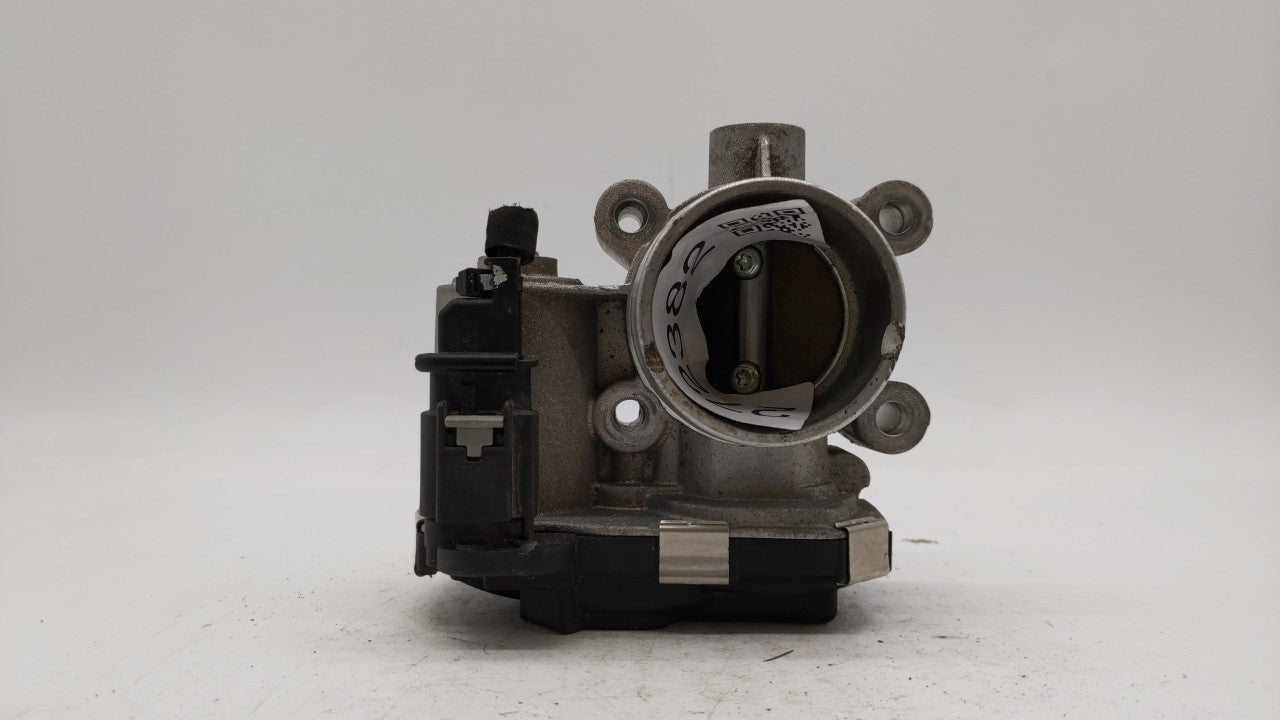 2018-2019 Chevrolet Equinox Throttle Body P/N:12659491BA 12671379AA Fits Fits 2016 2017 2018 2019 OEM Used Auto Parts - Oemu