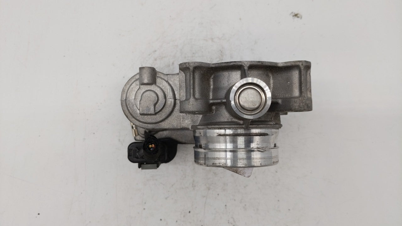 2018-2019 Chevrolet Equinox Throttle Body P/N:12659491BA 12671379AA Fits Fits 2016 2017 2018 2019 OEM Used Auto Parts - Oemu