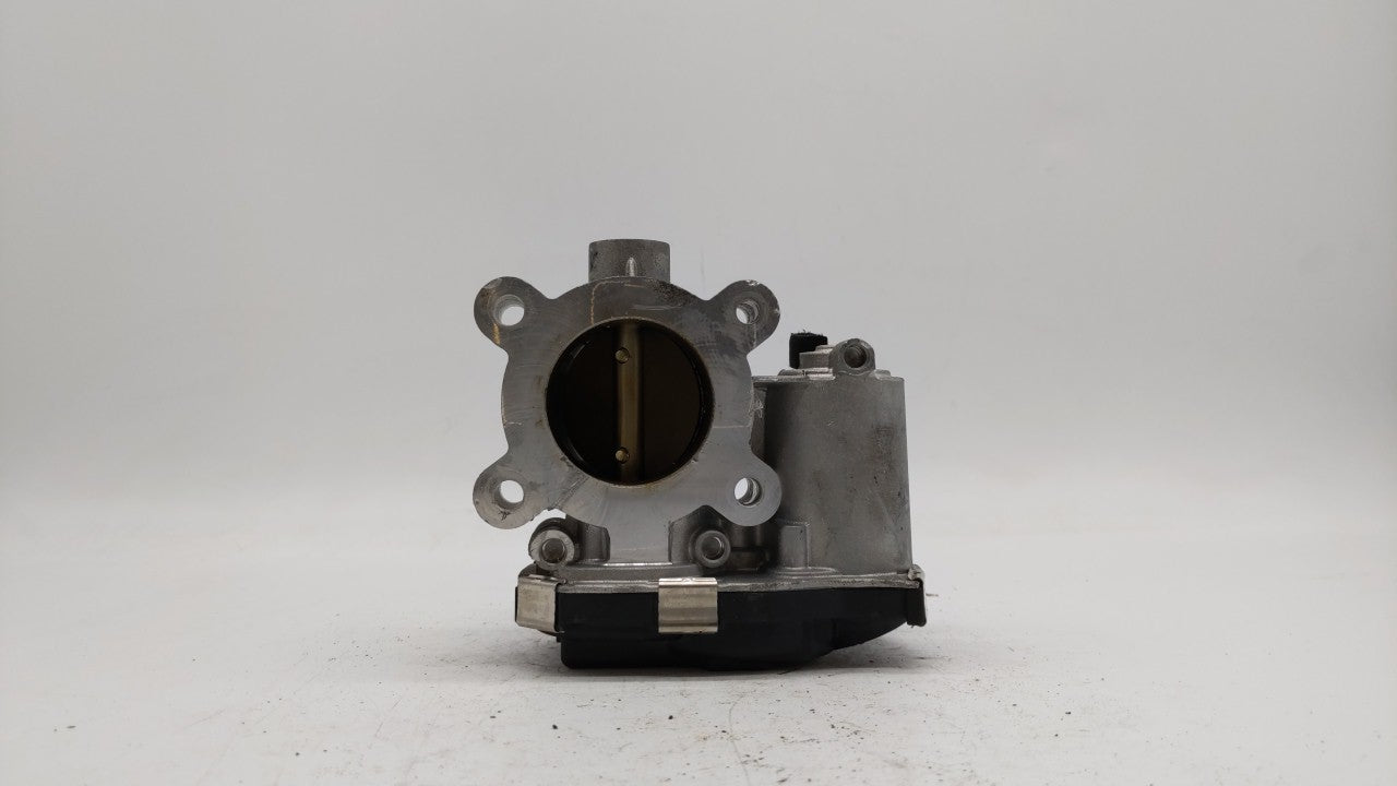 2018-2019 Chevrolet Equinox Throttle Body P/N:12659491BA 12671379AA Fits Fits 2016 2017 2018 2019 OEM Used Auto Parts - Oemu