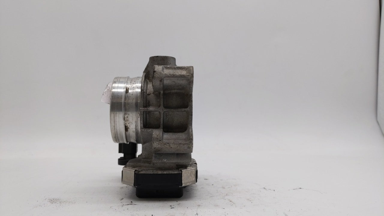 2018-2019 Chevrolet Equinox Throttle Body P/N:12659491BA 12671379AA Fits Fits 2016 2017 2018 2019 OEM Used Auto Parts - Oemu