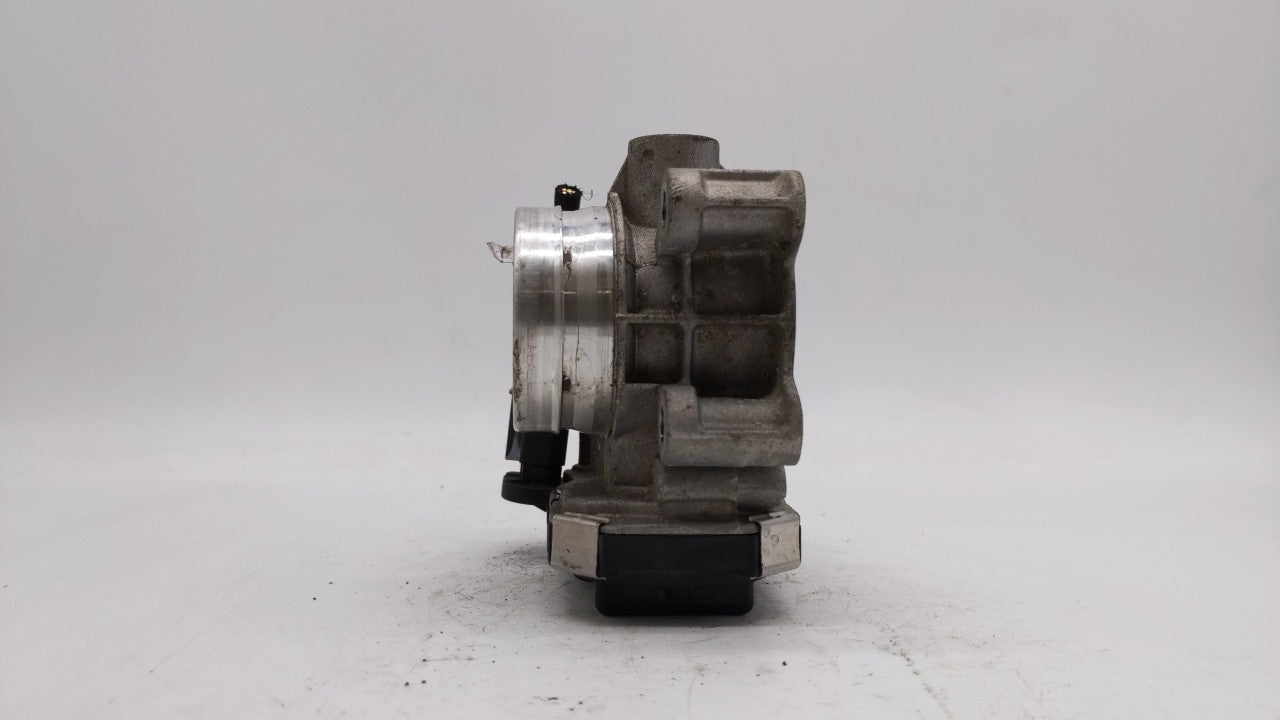 2018-2019 Chevrolet Equinox Throttle Body P/N:12659491BA 12671379AA Fits Fits 2016 2017 2018 2019 OEM Used Auto Parts - Oemu