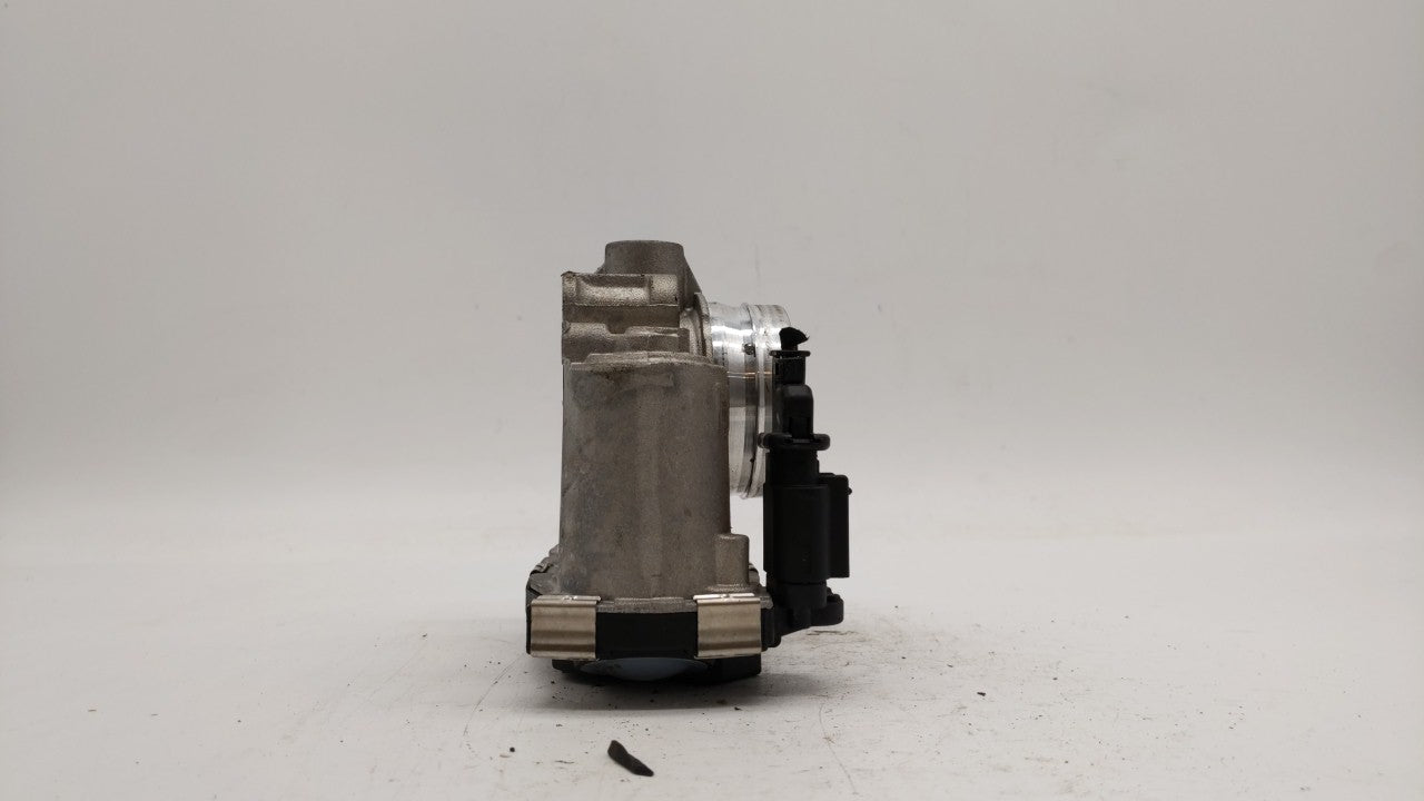 2018-2019 Chevrolet Equinox Throttle Body P/N:12659491BA 12671379AA Fits Fits 2016 2017 2018 2019 OEM Used Auto Parts - Oemu