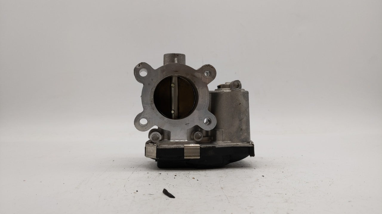 2018-2019 Chevrolet Equinox Throttle Body P/N:12659491BA 12671379AA Fits Fits 2016 2017 2018 2019 OEM Used Auto Parts - Oemu