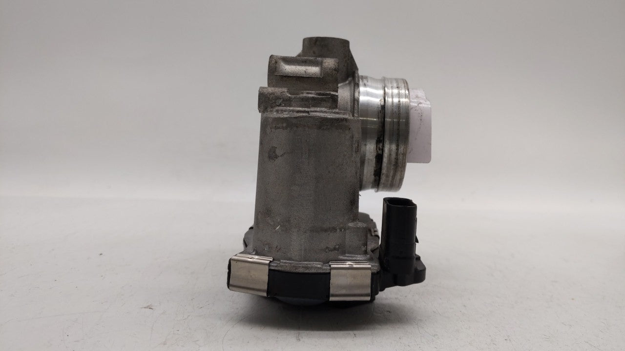 2018-2019 Chevrolet Equinox Throttle Body P/N:12659491BA 12671379AA Fits Fits 2016 2017 2018 2019 OEM Used Auto Parts - Oemu