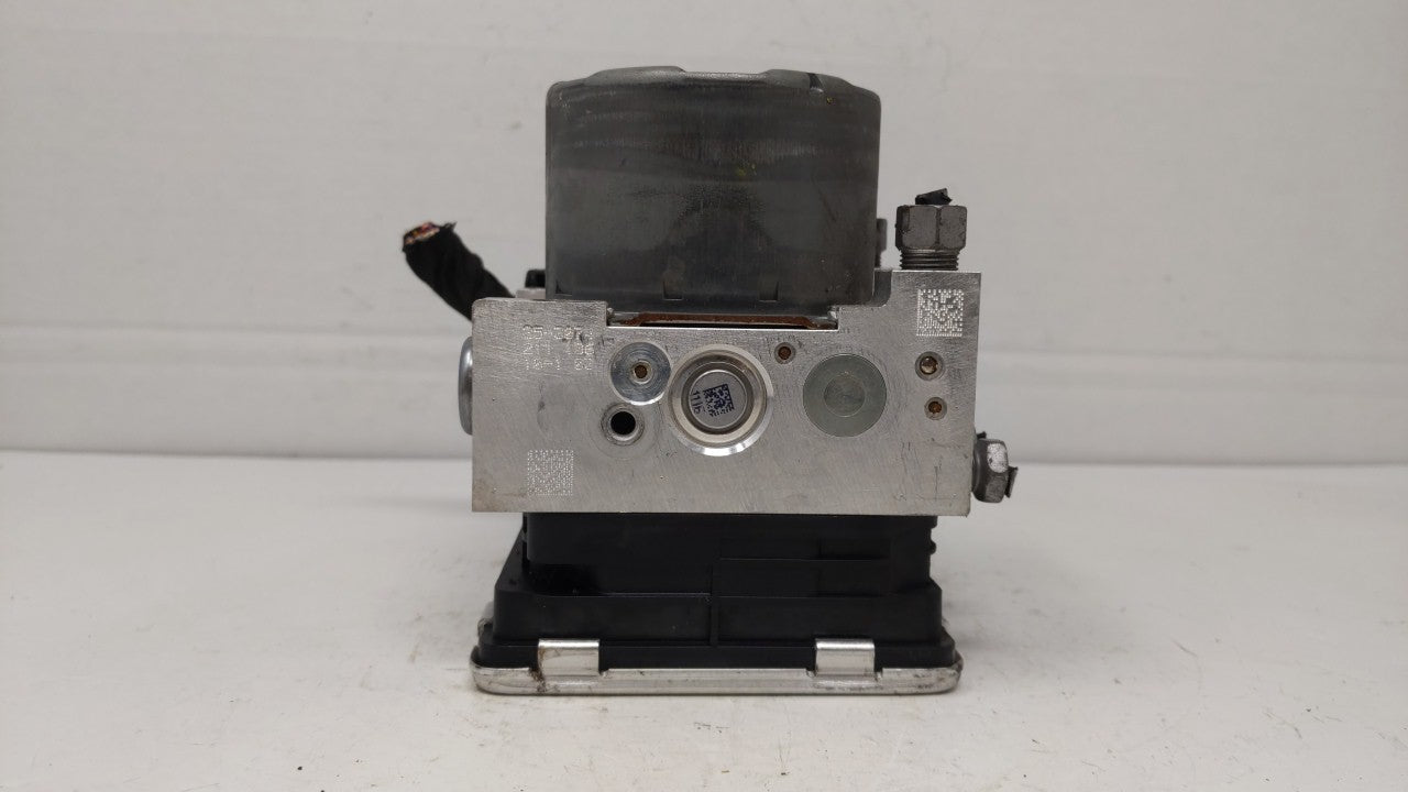 2018-2019 Chevrolet Equinox ABS Pump Control Module Replacement P/N:84646849 84560131, 84715330 Fits Fits 2018 2019 2020 202