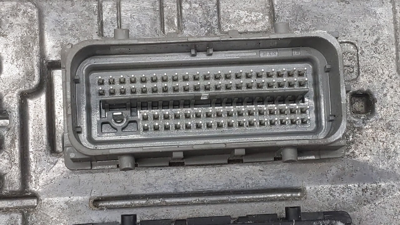 2018-2019 Chevrolet Equinox PCM Engine Control Computer ECU ECM PCU OEM P/N:12687467 12696201, 12692038 Fits Fits 2017 2018 