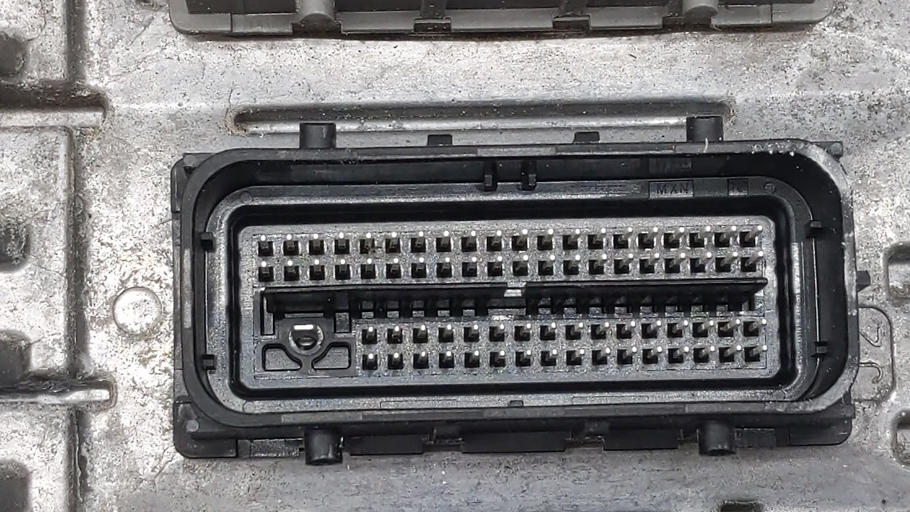 2018-2019 Chevrolet Equinox PCM Engine Control Computer ECU ECM PCU OEM P/N:12687467 12696201, 12692038 Fits Fits 2017 2018 