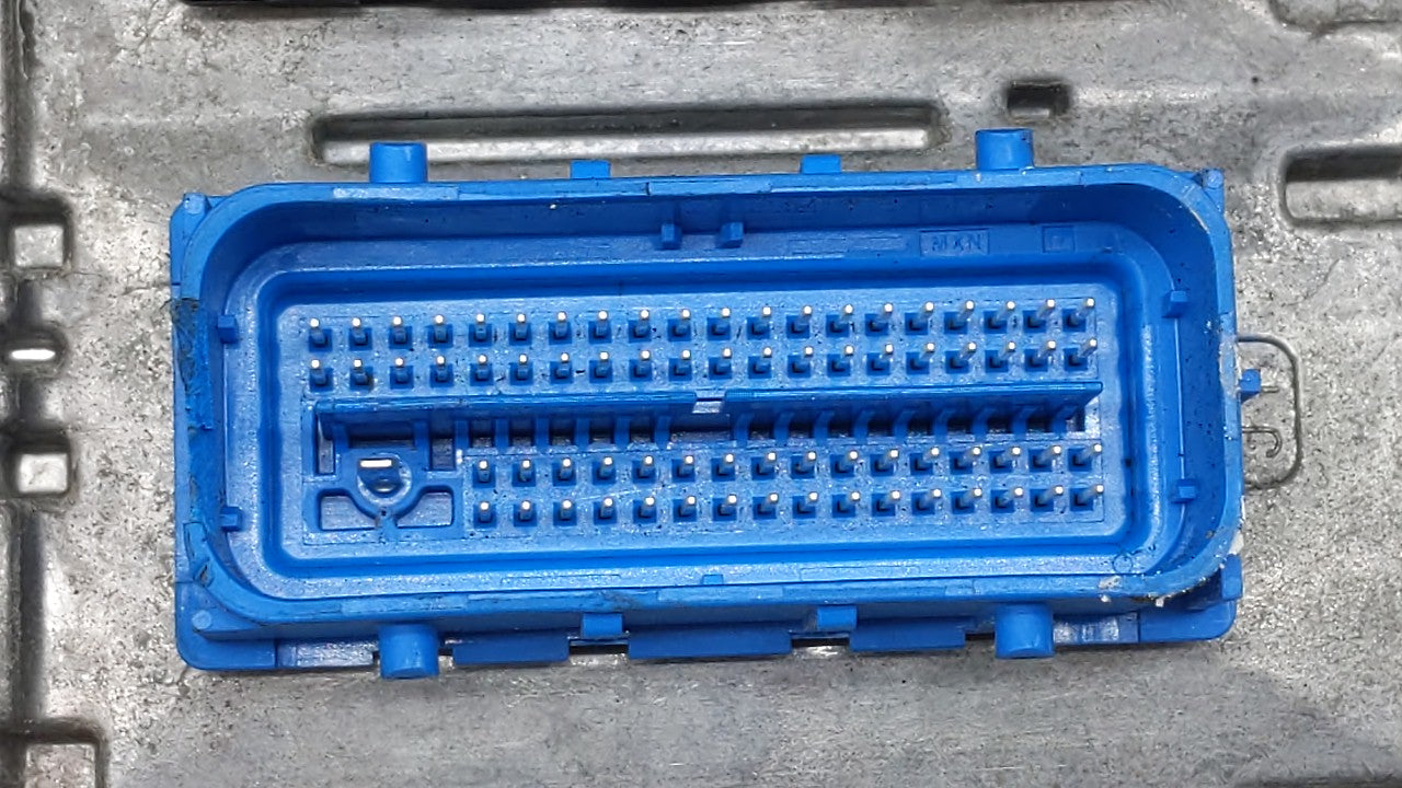 2018-2019 Chevrolet Equinox PCM Engine Control Computer ECU ECM PCU OEM P/N:12687467 12696201, 12692038 Fits Fits 2017 2018 