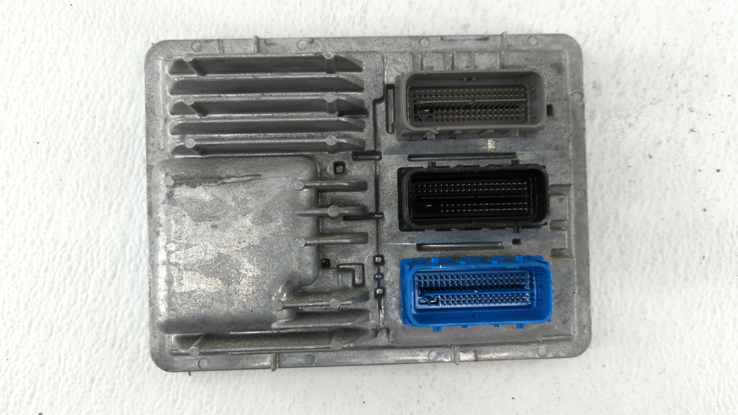 2018-2019 Chevrolet Equinox PCM Engine Control Computer ECU ECM PCU OEM P/N:12687467 12696201, 12692038 Fits Fits 2017 2018 