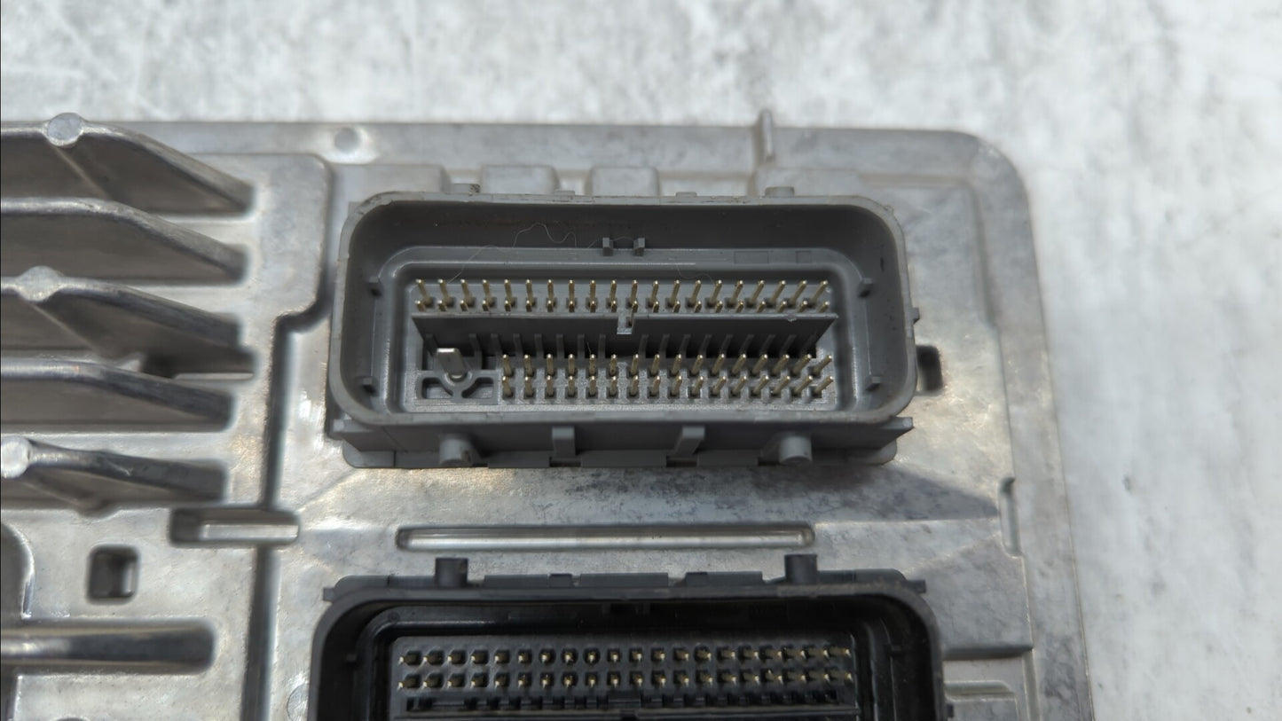 2018-2019 Chevrolet Equinox PCM Engine Control Computer ECU ECM PCU OEM P/N:12692812 12687467, 12696201 Fits Fits 2017 2018 