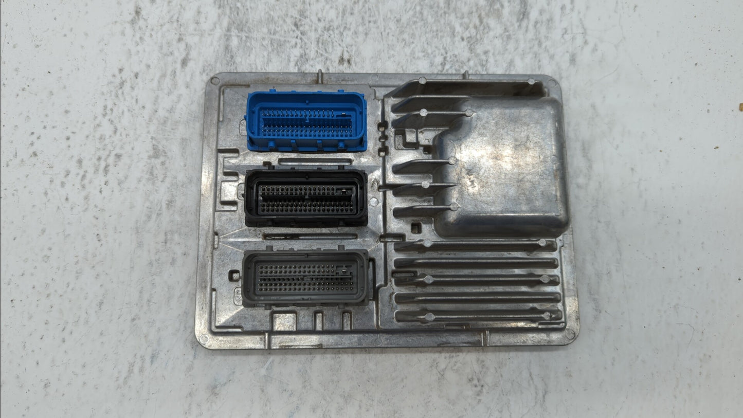 2018-2019 Chevrolet Equinox PCM Engine Control Computer ECU ECM PCU OEM P/N:12692812 12687467, 12696201 Fits Fits 2017 2018 