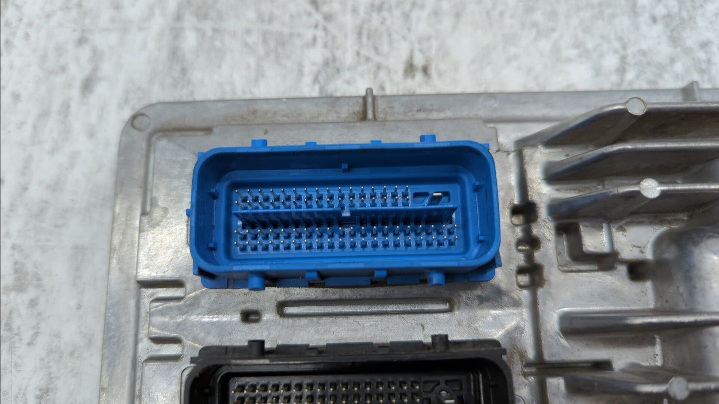 2018-2019 Chevrolet Equinox PCM Engine Control Computer ECU ECM PCU OEM P/N:12692812 12687467, 12696201 Fits Fits 2017 2018 