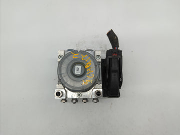 2018-2019 Chevrolet Equinox ABS Pump Control Module Replacement P/N:84646849 84560131, 84715330, 84342052 Fits Fits 2018 2019 OEM Used Auto Parts