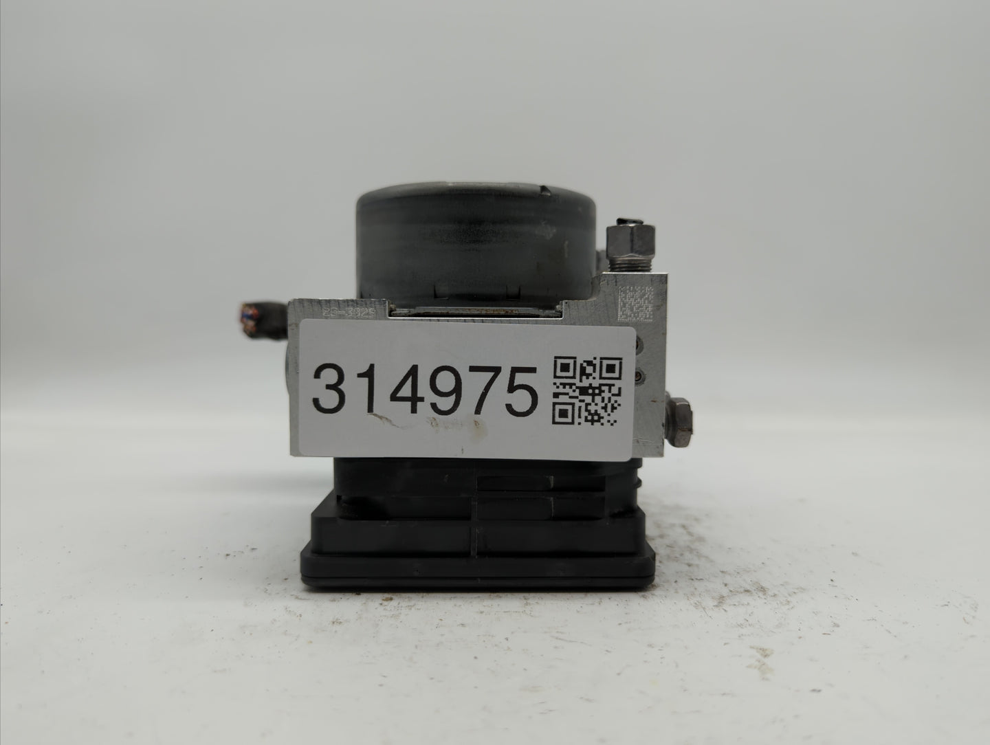 2018-2019 Chevrolet Equinox ABS Pump Control Module Replacement P/N:84646849 84560131, 84715330, 84342052 Fits Fits 2018 201
