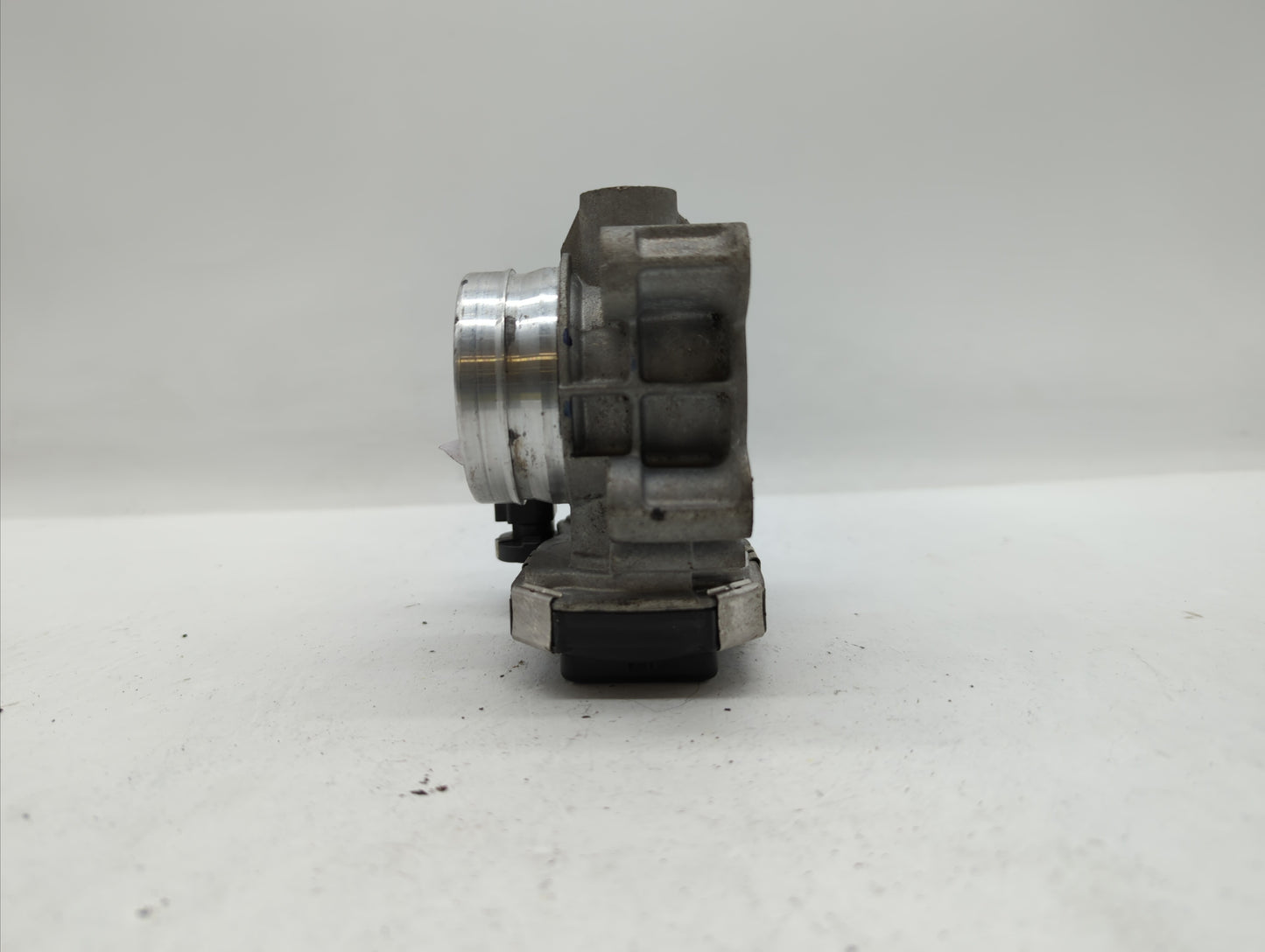 2018-2019 Chevrolet Equinox Throttle Body P/N:12659491BA 12671379AA Fits Fits 2016 2017 2018 2019 OEM Used Auto Parts - Oemu