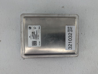 compare product 2018 Chevrolet Equinox PCM Engine Control Computer ECU ECM PCU OEM P/N:12688128 Fits OEM Used Auto Parts