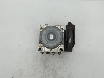 2018-2019 Chevrolet Equinox ABS Pump Control Module Replacement P/N:84646849 84560131, 84715330, 84342052 Fits Fits 2018 2019 OEM Used Auto Parts