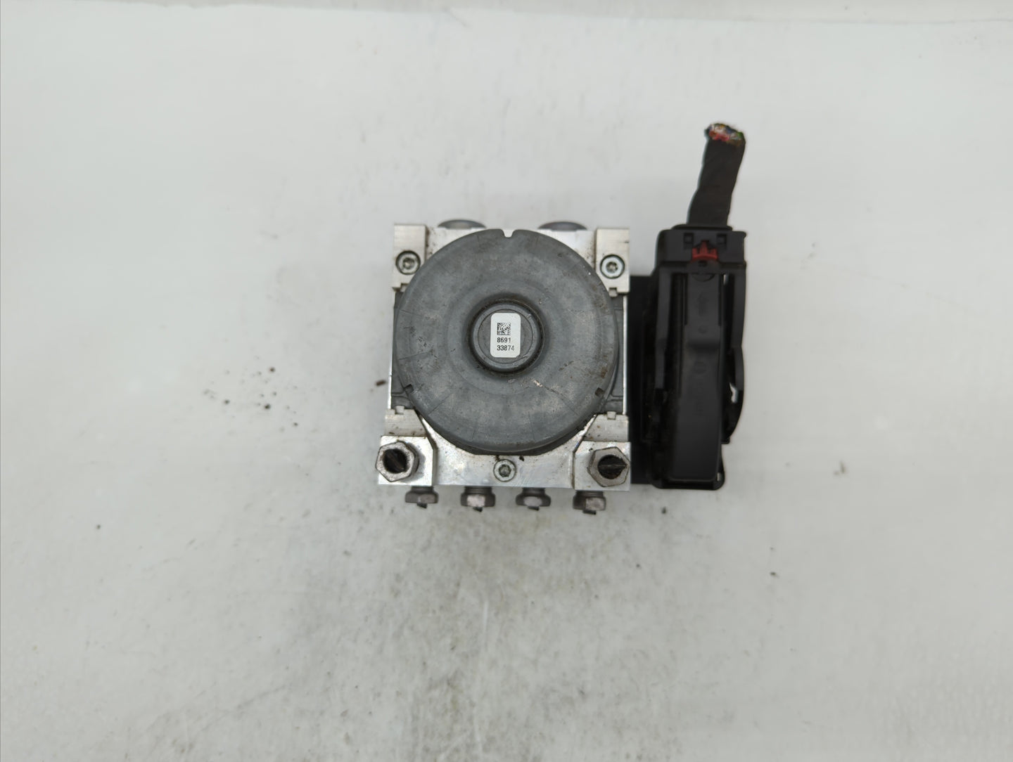 2018-2019 Chevrolet Equinox ABS Pump Control Module Replacement P/N:84646849 84560131, 84715330, 84342052 Fits Fits 2018 201