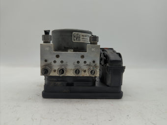 compare product 2018-2019 Chevrolet Equinox ABS Pump Control Module Replacement P/N:84560131 84342052, 84646849, 84715330 Fits Fits 2018 2019 OEM Used Auto Parts