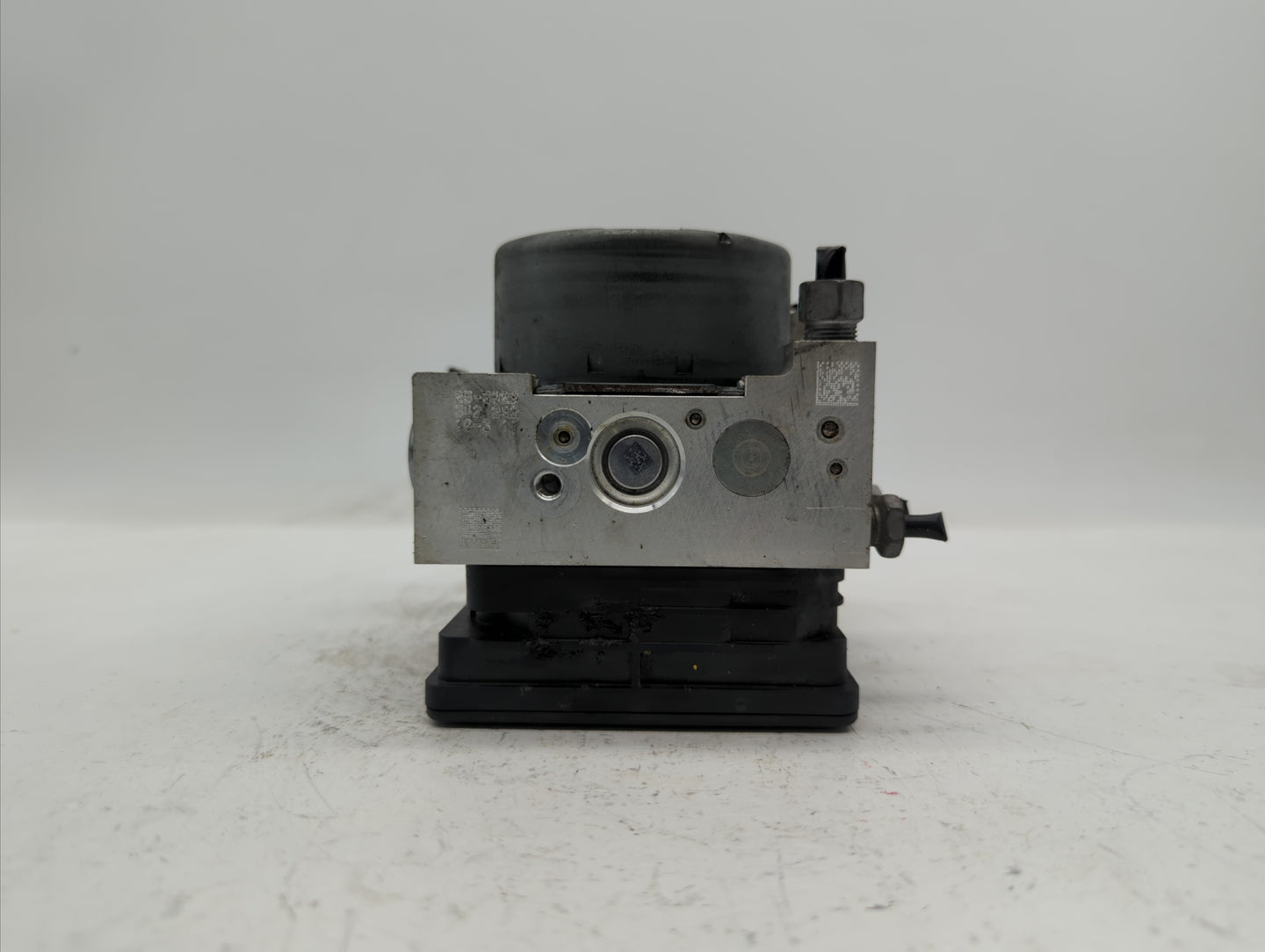 2018-2019 Chevrolet Equinox ABS Pump Control Module Replacement P/N:84560131 84342052, 84646849, 84715330 Fits Fits 2018 201