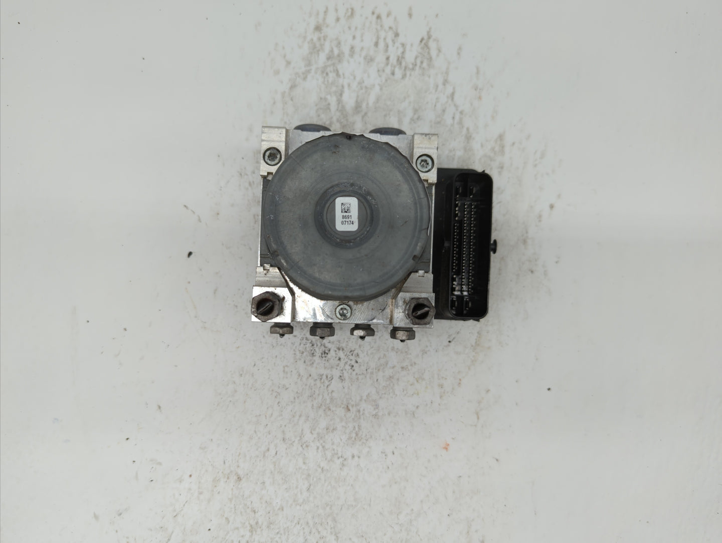 2018-2019 Chevrolet Equinox ABS Pump Control Module Replacement P/N:84560131 84342052, 84646849 Fits Fits 2018 2019 2020 202
