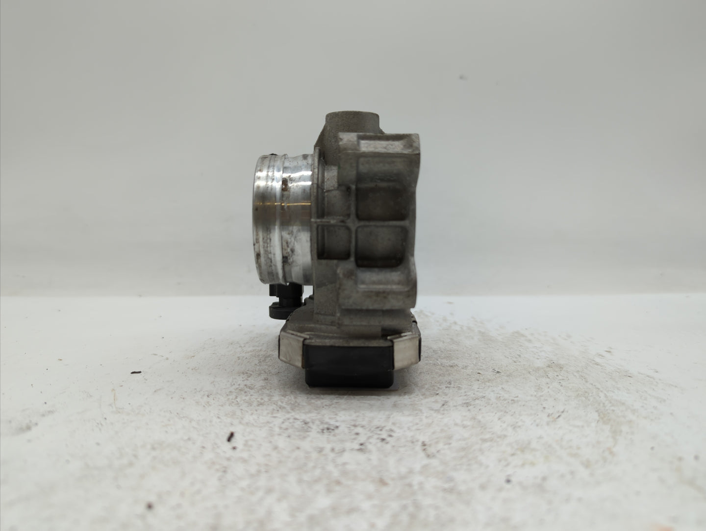 2018-2019 Chevrolet Equinox Throttle Body P/N:12659491BA 12671379AA Fits Fits 2016 2017 2018 2019 OEM Used Auto Parts - Oemu