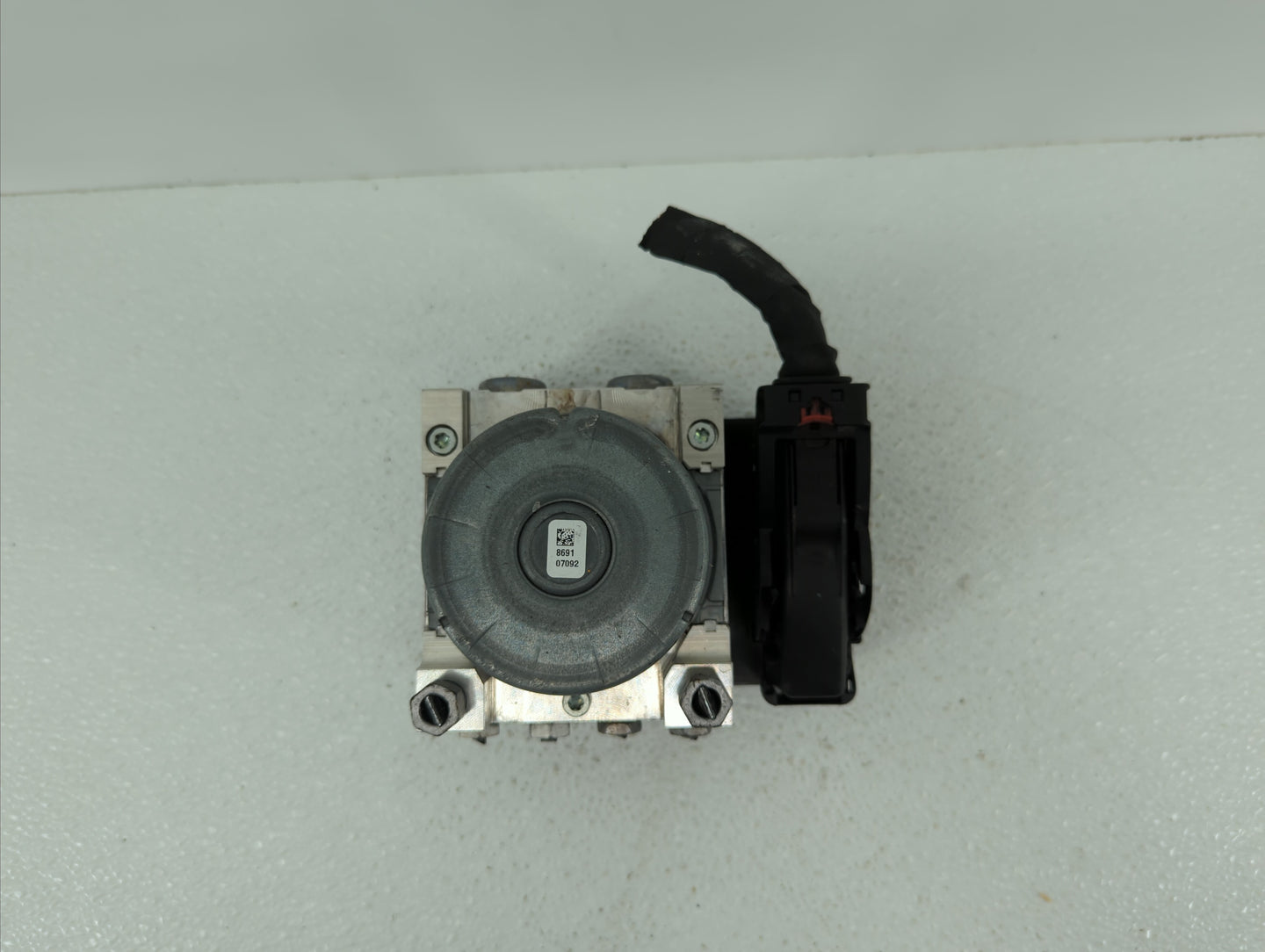 2018-2019 Chevrolet Equinox ABS Pump Control Module Replacement P/N:84560131 84342052, 84646849 Fits Fits 2018 2019 2020 202
