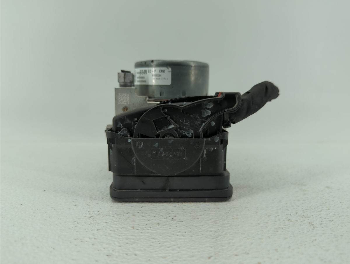 2018-2019 Chevrolet Equinox Anti-Lock Brake ABS Pump Module Actuator OEM P/N:84560131 84342052 Fits Fits 2018 2019 2020 2021