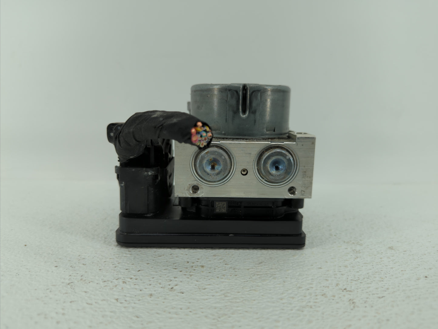 2018-2019 Chevrolet Equinox ABS Pump Control Module Replacement P/N:84560131 84342052, 84646849 Fits Fits 2018 2019 2020 202