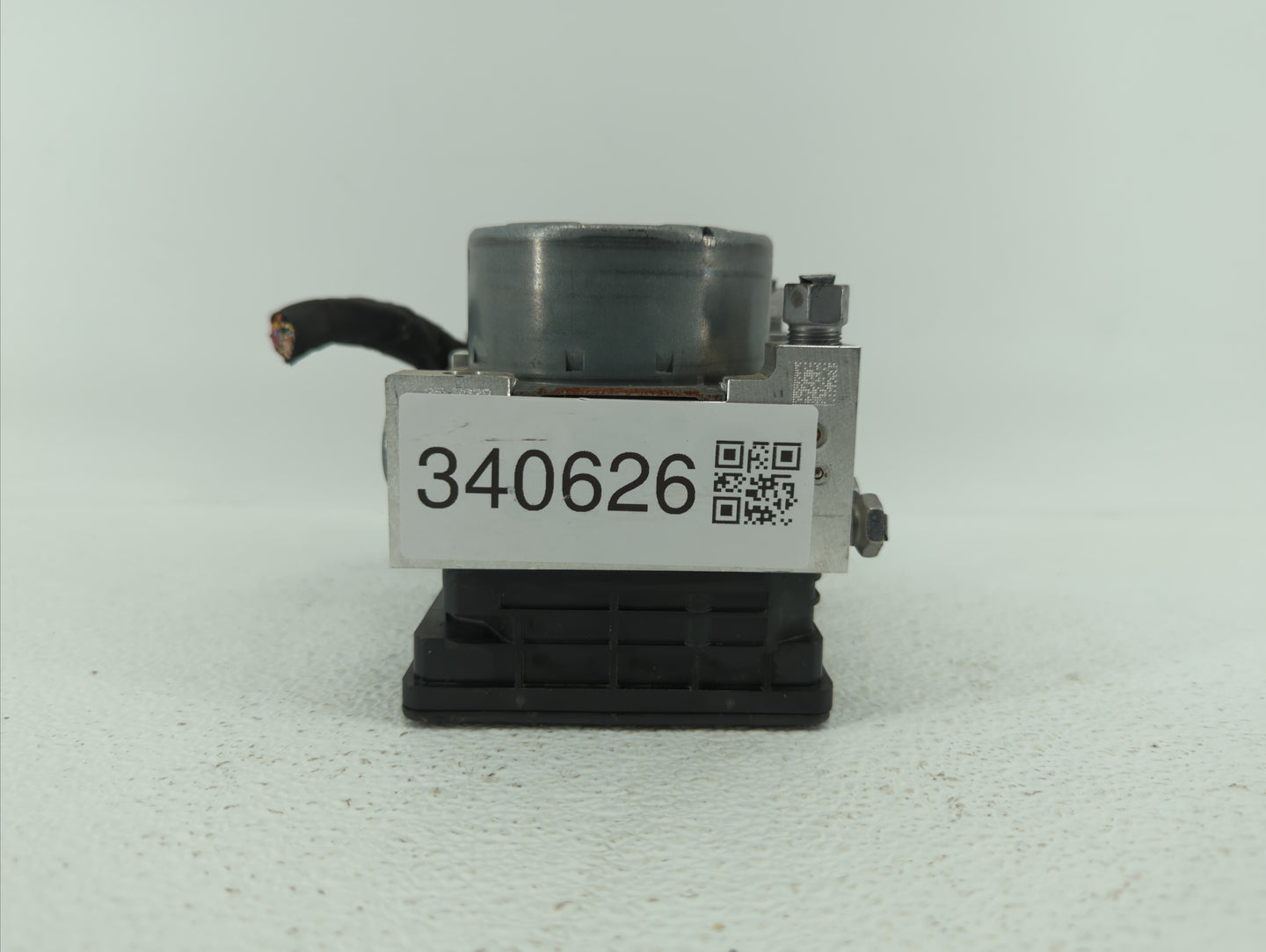 2018-2019 Chevrolet Equinox ABS Pump Control Module Replacement P/N:84560131 84342052, 84646849 Fits Fits 2018 2019 2020 202